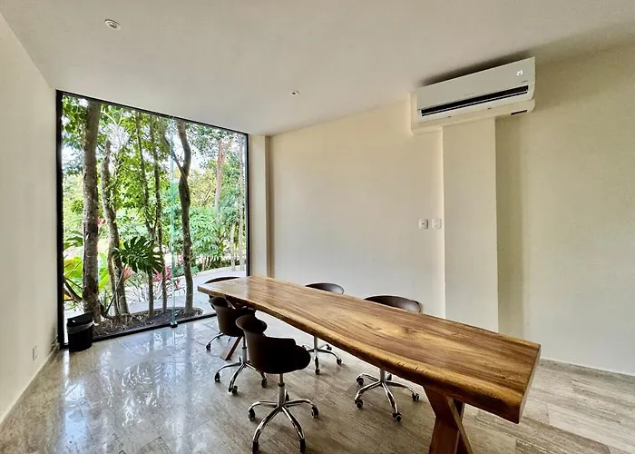 Beautiful Loft Minutes From The Sea! Hébergement de vacances