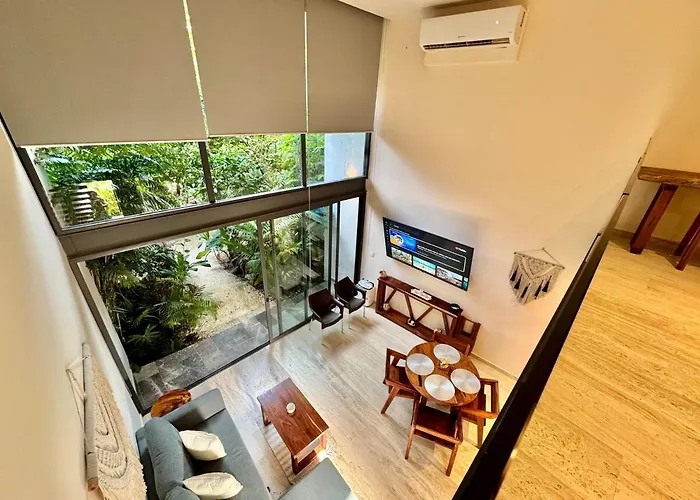 Hébergement de vacances Beautiful Loft Minutes From The Sea! *